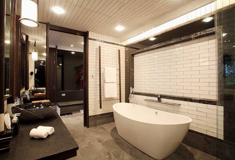 Люкс Вид на Море, Baba Beach Club Natai Luxury Pool Villa Hotel By Sri Panwa   Sha Plus