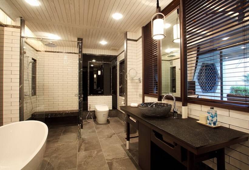 Люкс с Бассейном, Baba Beach Club Natai Luxury Pool Villa Hotel By Sri Panwa   Sha Plus
