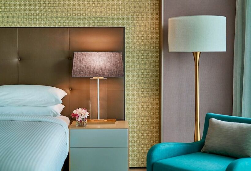 Номер Premium с Балконом, Marriott Jeju Shinhwa World