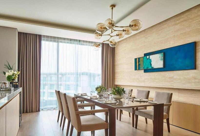 Люкс Премиум, Marriott Jeju Shinhwa World