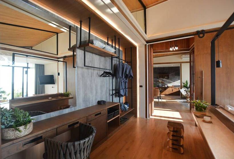Номер Стандарт Вид на Море, The Cabin Beach Resort
