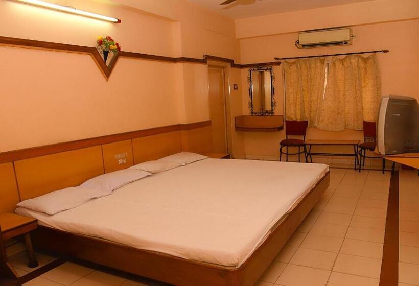 家庭间, Vishnu Residency