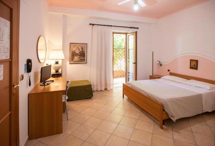 Quarto Estandar Vista Jardim, Oasi Relais