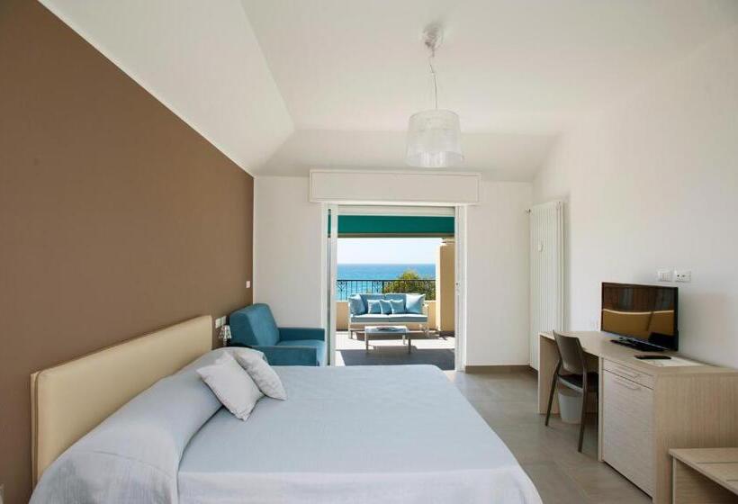 غرفة ديلوكس مطلّة علي البحر, B&b Ligure Rooms