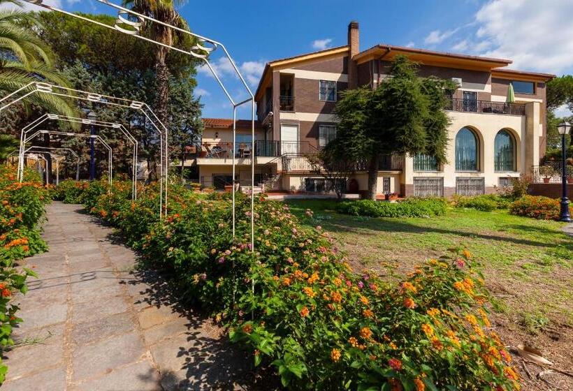 带泳池观景的豪华房, Villa Viuli