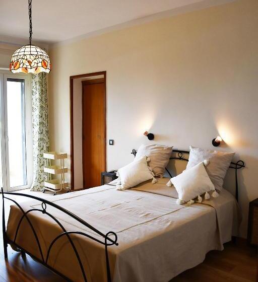 Номер Deluxe Вид на Море с Балконом, Villa Viuli