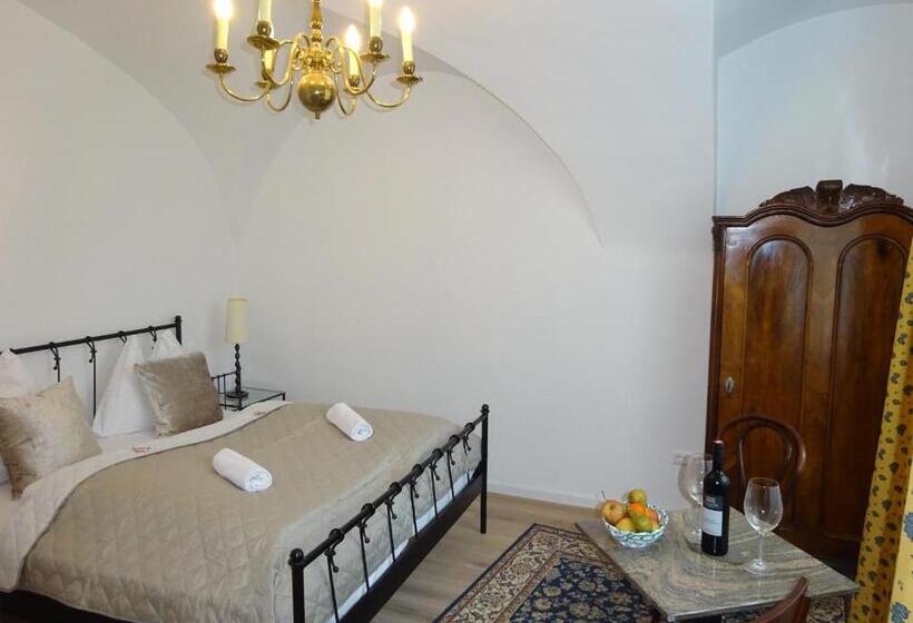 スタンダードルーム, Widhof   Check In Im Hotel Nibelungenhof