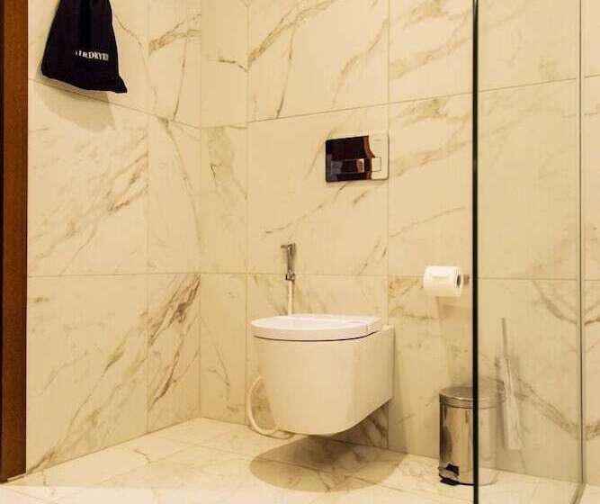 디럭스 룸, Grand Plaza Hotel Nampula