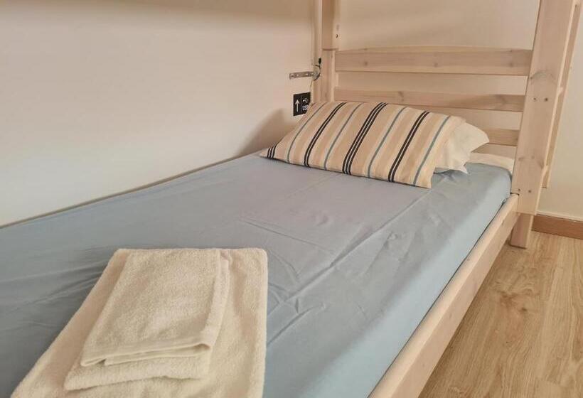 4인용 스탠다드 룸, Hostel Supremo