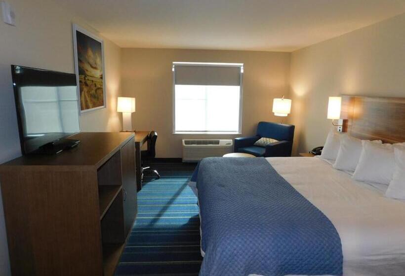 Люкс Кровать Кинг, Days Inn & Suites By Wyndham Kearney Ne