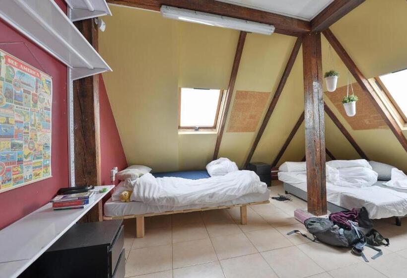 חדר קומפורט לשלושה, Roger S Hostel Tel Aviv