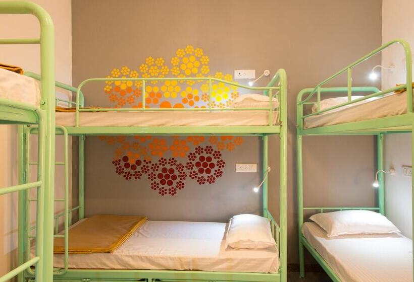 سرير فى غرفة مشتركه, Hostel Mantra