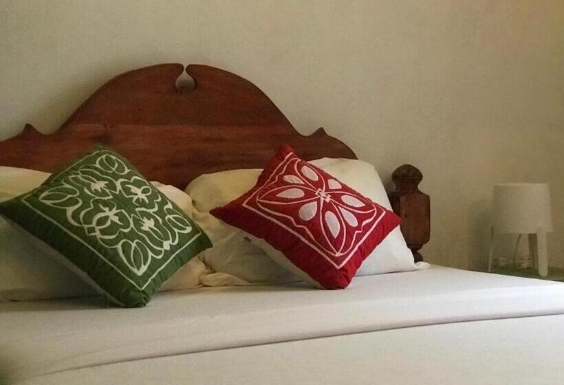 اتاق اکونومی, Zlife Stone Town