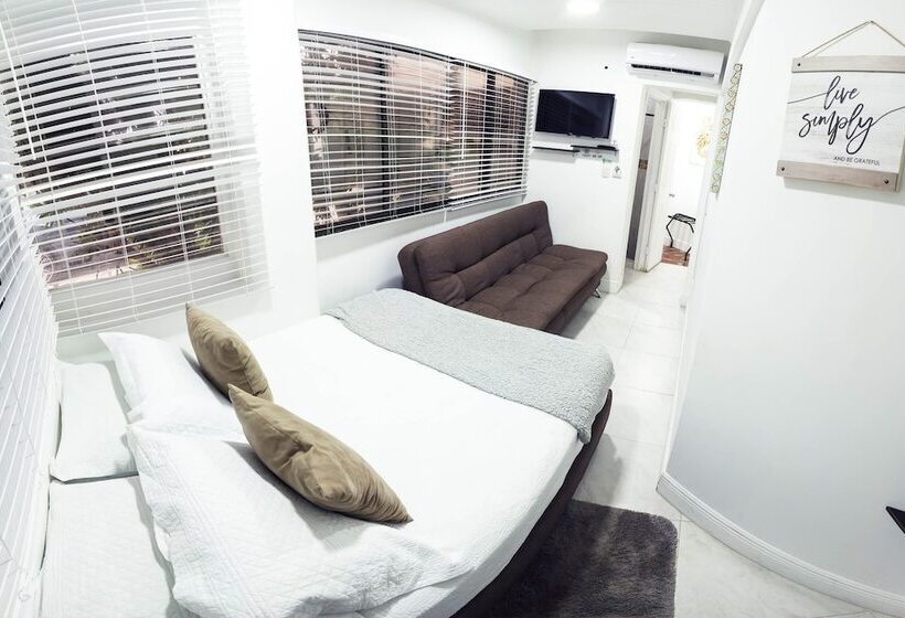 Quarto Triplo Comfort, Las Lunas
