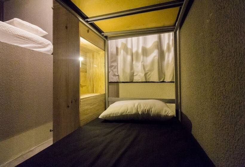 공동 객실, Joy Hostel & Suítes