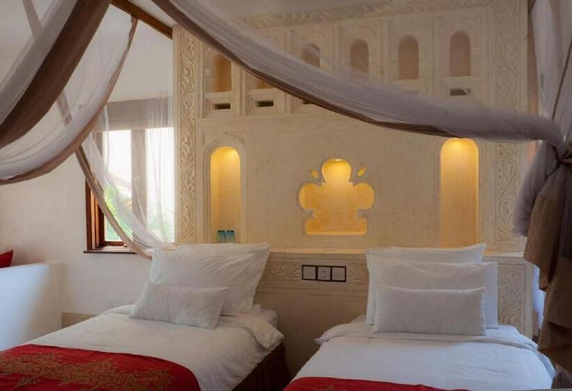 اتاق سوپریور, Swahili Beach