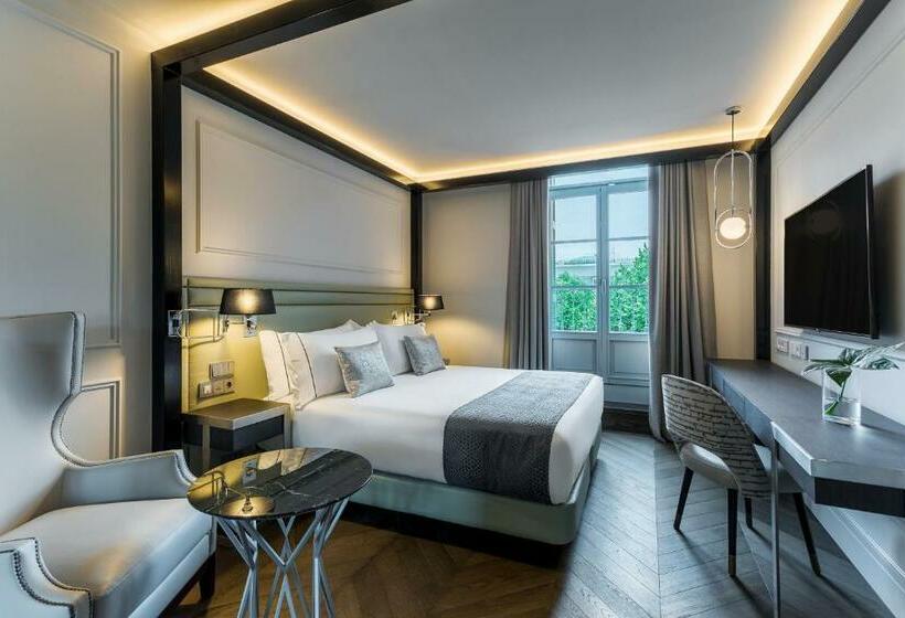 이그제큐티브 룸, Room Mate Gorka