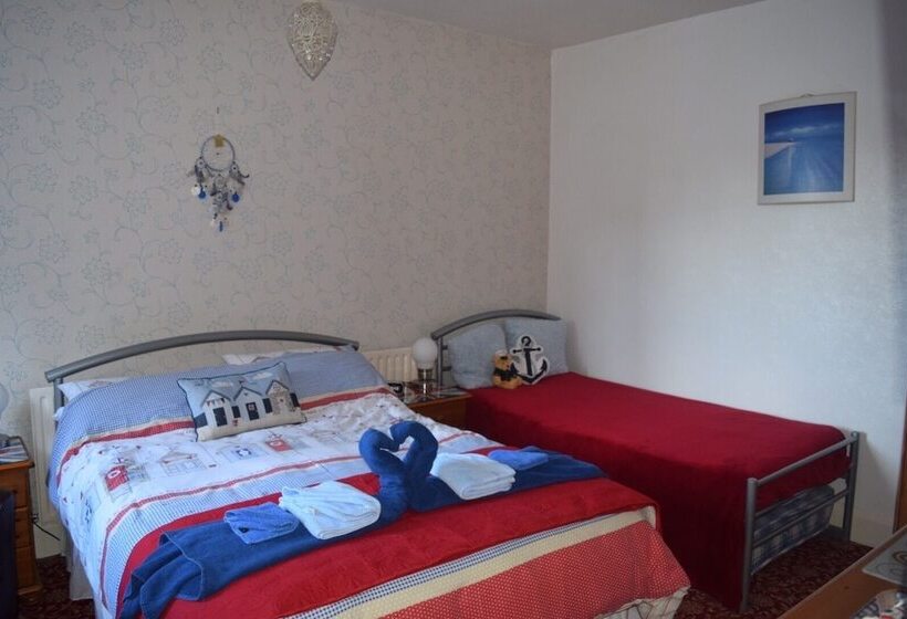 Семейный Номер, The Lyndsay Guest House