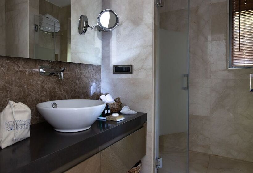 Suite 3 Dormitoris, Mett Hotel & Beach Resort Bodrum