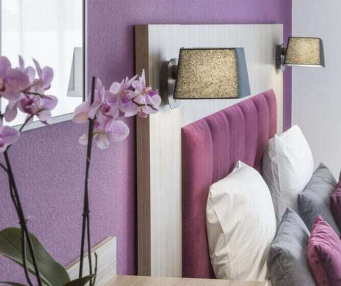 Студия Стандарт, Nemea Appart Hotel Stadium Bordeaux Aéroport