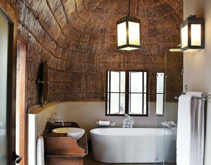 Шале Deluxe 1 Спальня, Zulu Camp At Shambala Private Game Reserve