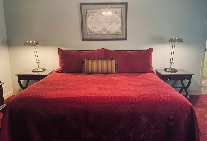 Люкс, Hargrave House B & B