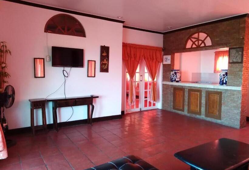 سوییت خانوادگی, Isla Bonita Beach Resort