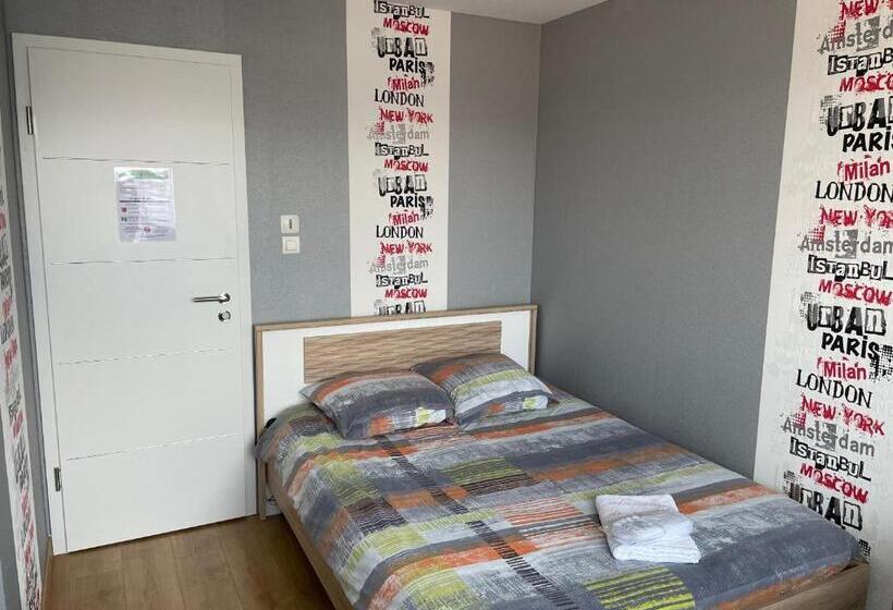 Семейный Номер Совместный Санузел, Chambre D Hôtes Au Coeur De Nancyb&b