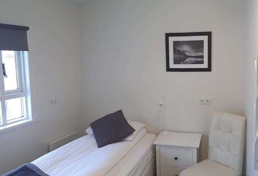 اتاق استاندارد یک تخته با سرویس بهداشتی مشترک, Guesthouse Carina