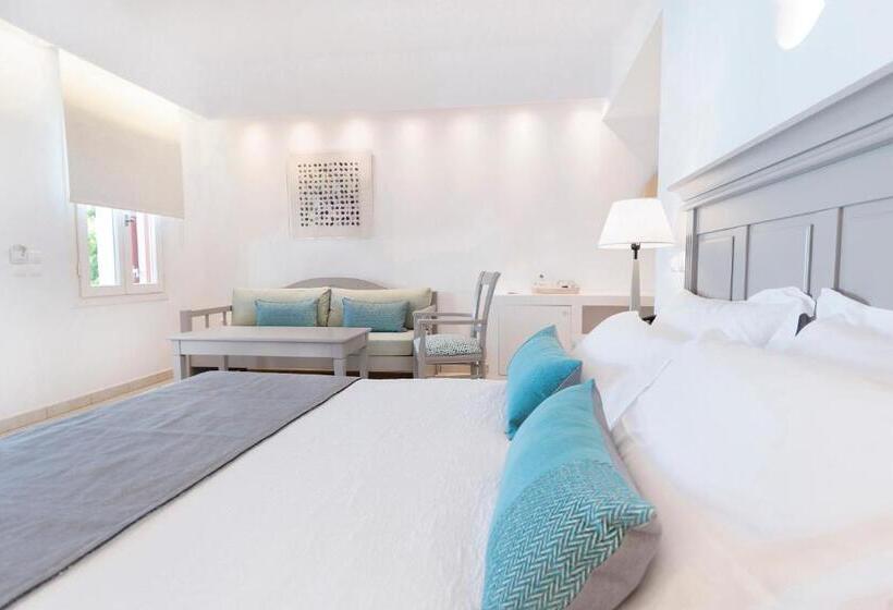 Полулюкс Вид на Бассейн, Stelia Mare Boutique