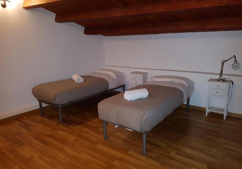 اتاق خانوادگی, Agriturismo Passo Dei Briganti