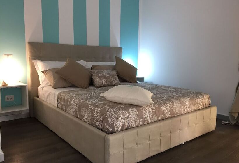 Quarto Estandar com Sacada, B&b Il Saraceno