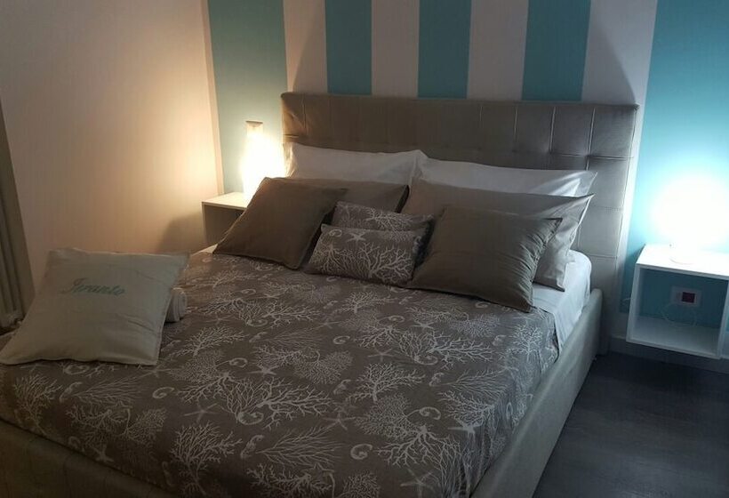 Quarto Estandar com Sacada, B&b Il Saraceno