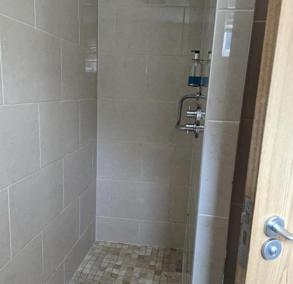 Номер Стандарт Индивидуальный, Barley Sheaf, Old Bridge Street En Suites, Only