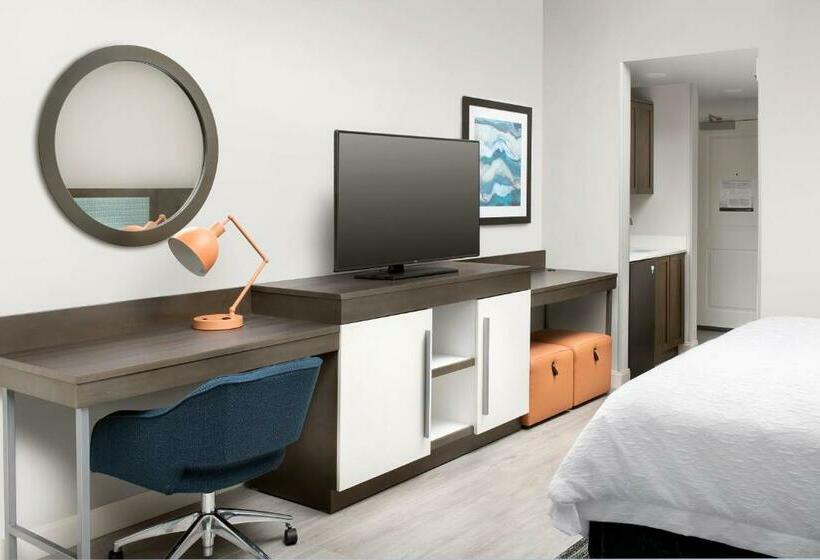 스탠다드 룸 킹사이즈 침대, Hampton Inn Marathon   Florida Keys