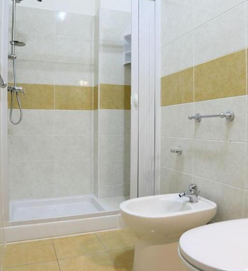 Economy Triple Room, Al Giglio