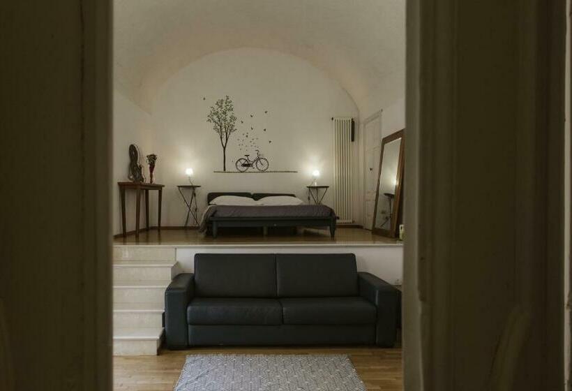 اتاق استاندارد چهار تخته, L'arturo B&b