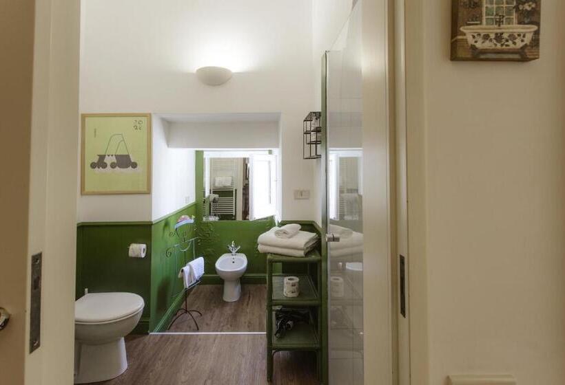 اتاق استاندارد چهار تخته, L'arturo B&b