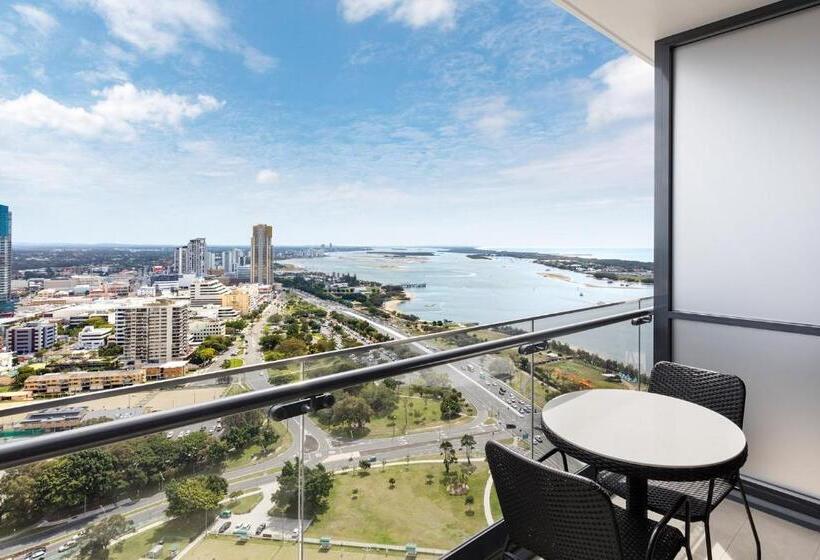 套房, Meriton Suites Southport