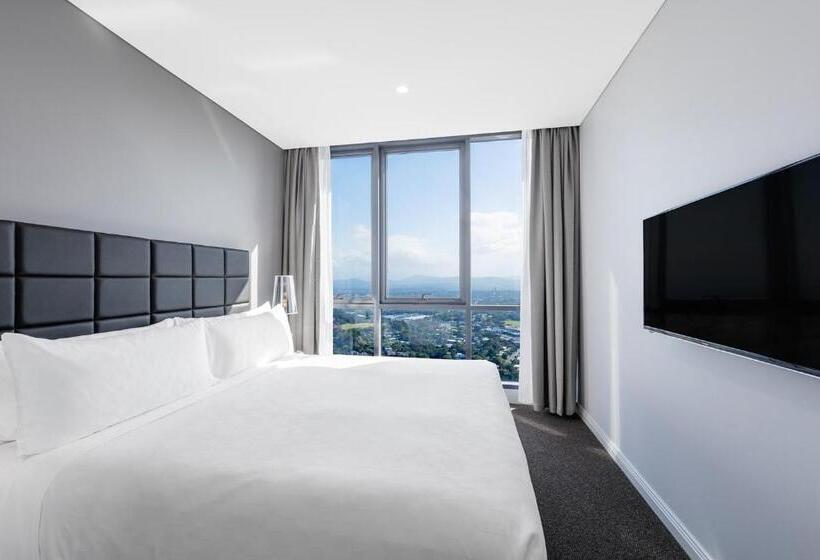 带3个卧室的套间, Meriton Suites Southport