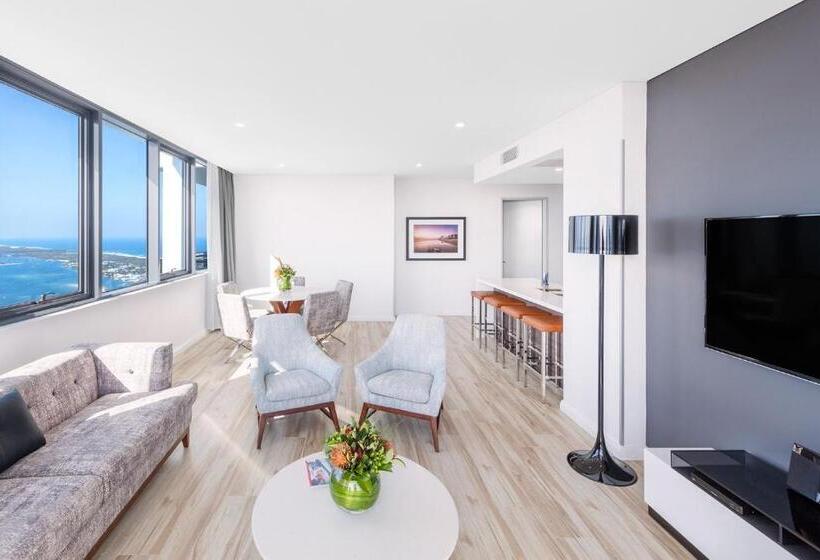 带3个卧室的套间, Meriton Suites Southport