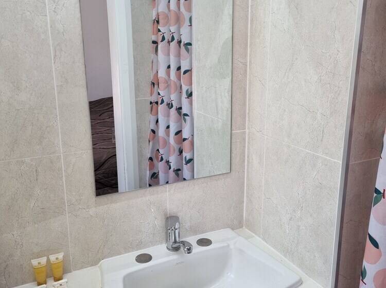 スタンダードルーム, Taree Lodge Motel