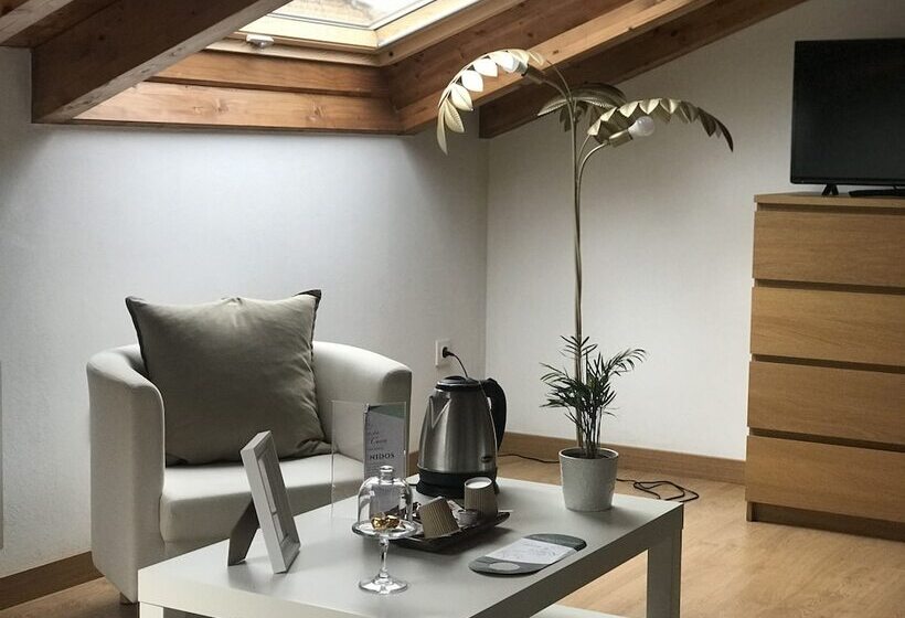 Quarto Triplo Estandar, El Rincon Del Cuera