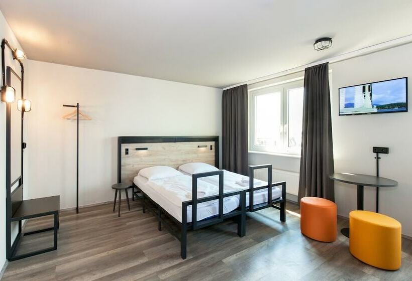 Номер Стандарт, a&o Frankfurt Ostend
