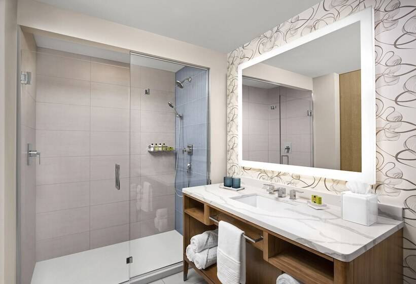 חדר קלאב, Intercontinental San Diego, An Ihg