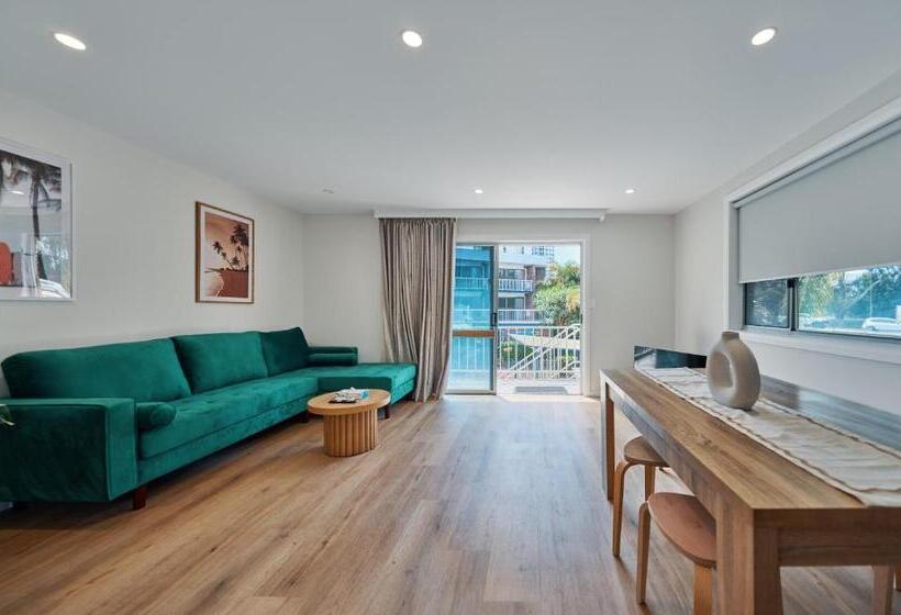 Апартаменты 2 Спальни, Red Star Palm Beach