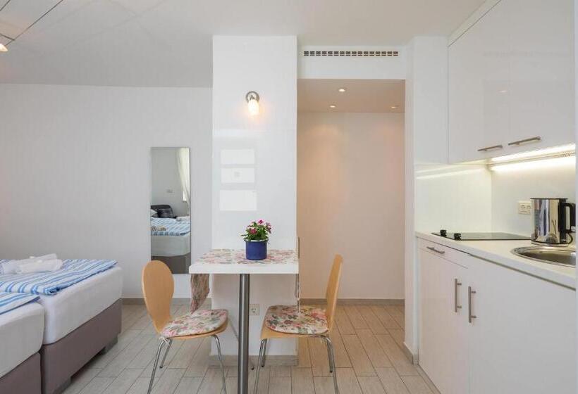 Номер Комфорт, Split Center Suites