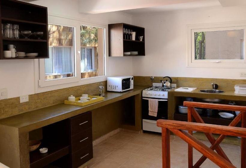带1个卧室的带阳台的公寓, Jaina Resort & Spa