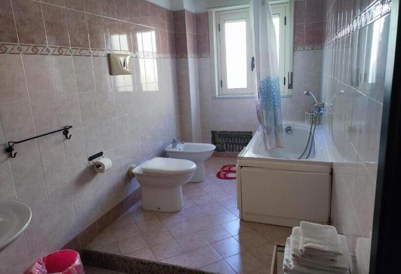 4인용 스탠다드 룸, Bed And Breakfast Oasi