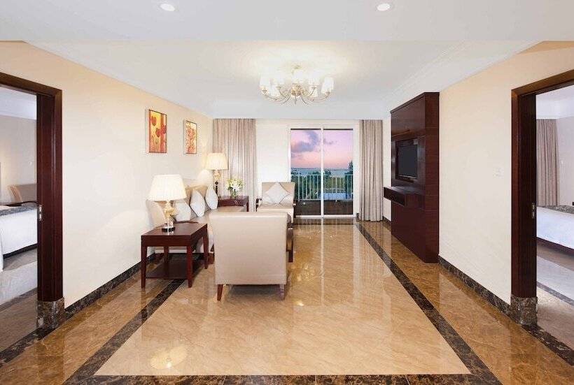 Люкс, Wyndham Garden Wenchang Nanguo